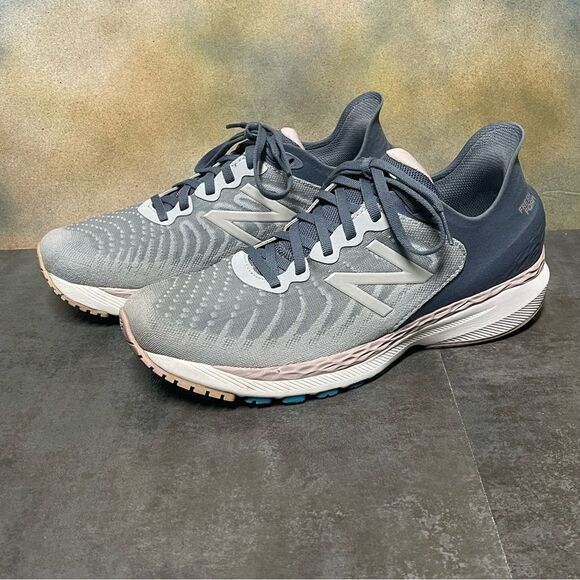 New Balance Fresh Foam 860v11 W860S11 Women's Grey/Lavendar Sneakers Size 10.5B - Picture 3 of 16